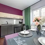 Appartement Atmospheric 2-bedroom Near The Market Square By Renters Wrocław