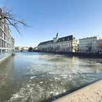 Atmospheric 2-bedroom Near The Market Square By Renters Appartement Wrocław