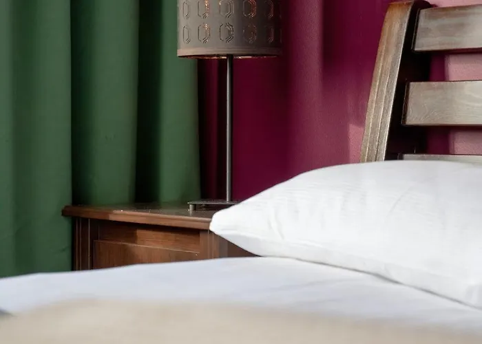 Atmospheric 2-bedroom Near The Market Square By Renters * Вроцлав