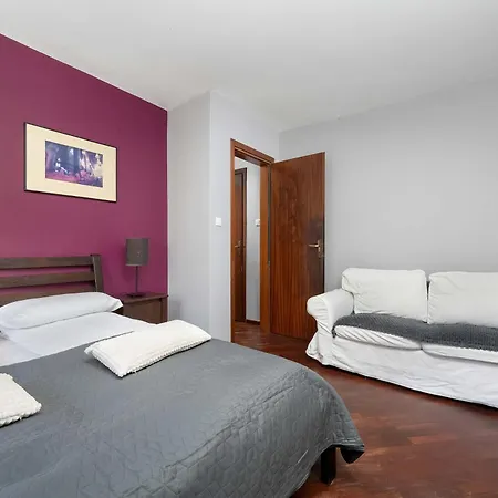 Atmospheric 2-bedroom Near The Market Square By Renters דירה *