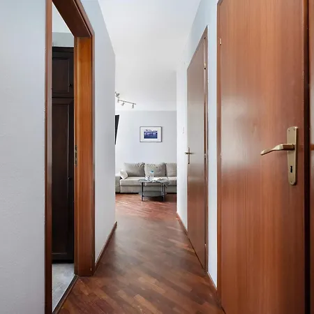 Atmospheric 2-bedroom Near The Market Square By Renters דירה