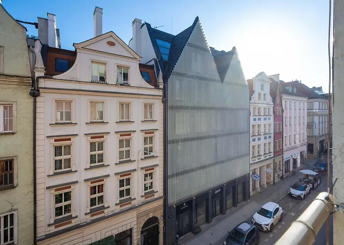 Atmospheric 2-bedroom Near The Market Square By Renters Apartamento *